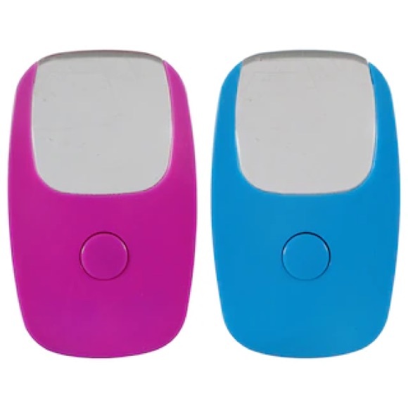 NEW Magnifier w/ LED Light credit card/pocket-sized Word Magnifier random color - Picture 4 of 4